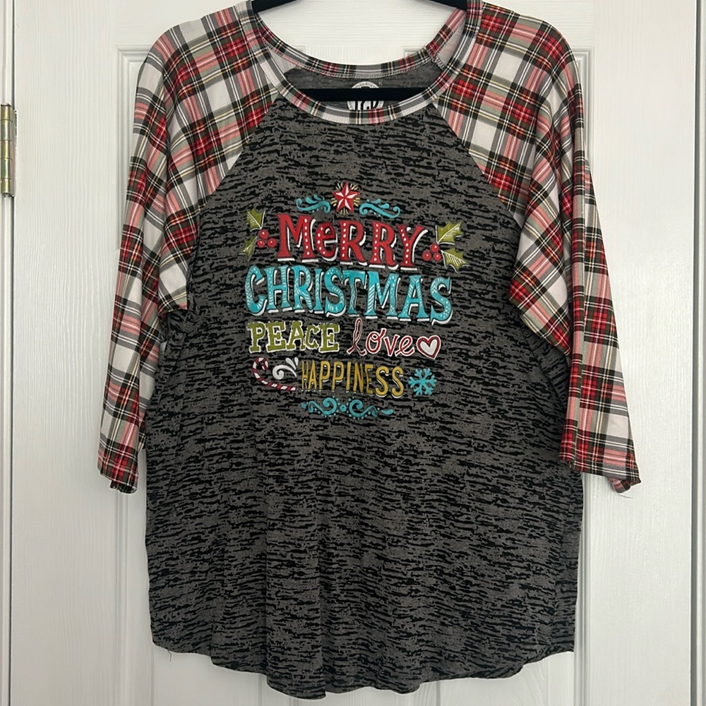 Tees2urdoor.com Christmas Tee- plaid with design. Size XL.